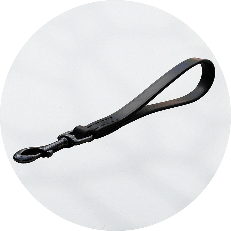 Audenham English Bridle Leather Hand Loop Dog Lead Black Stainless Steel 32cm/12.5